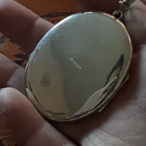 Birmingham Sterling Large Locket Antique - Org. $700 - Picture 9 of 10